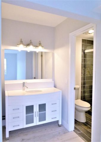 Boynton Beach: Bath Renovation